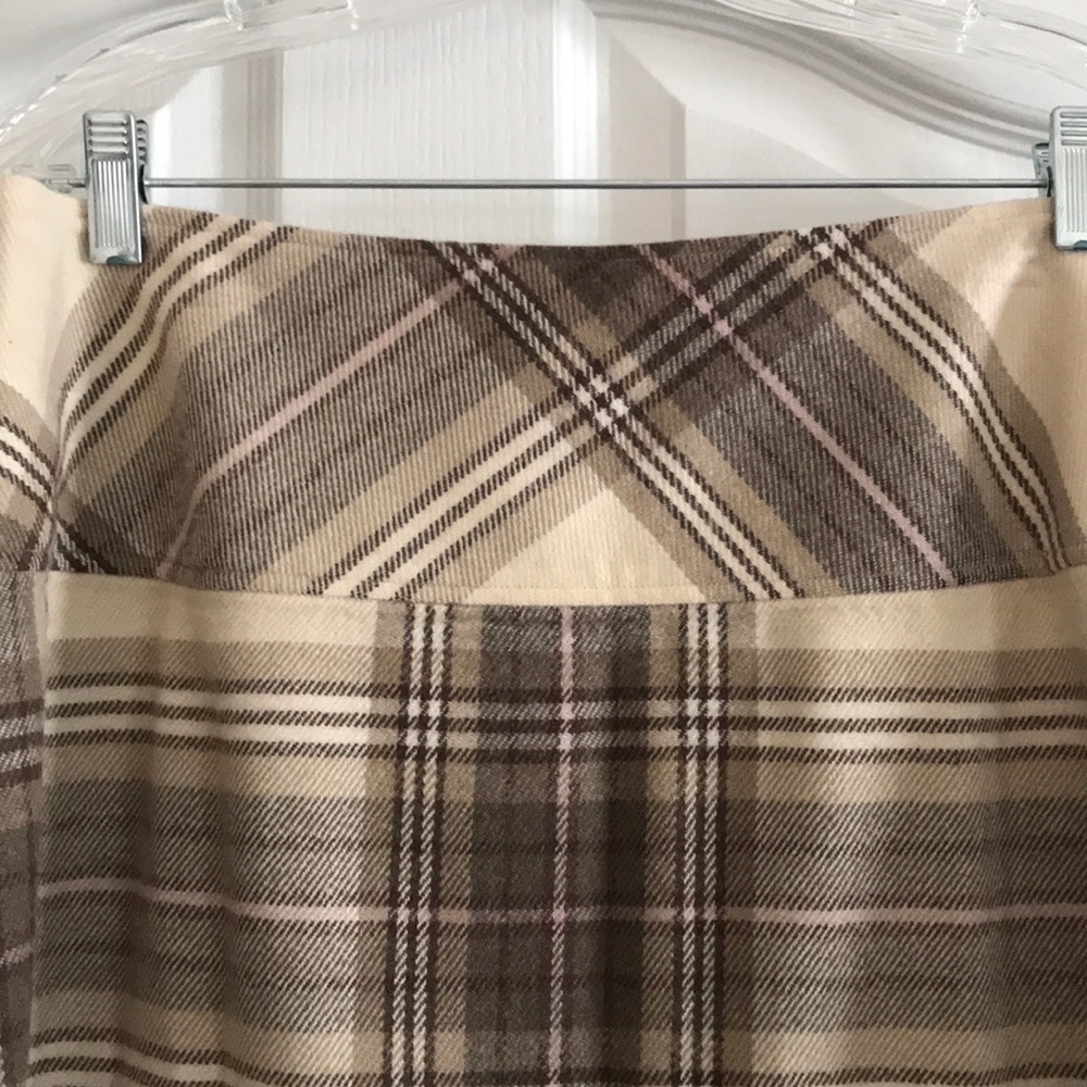 Plaid wool skirt - Picture 3 of 4